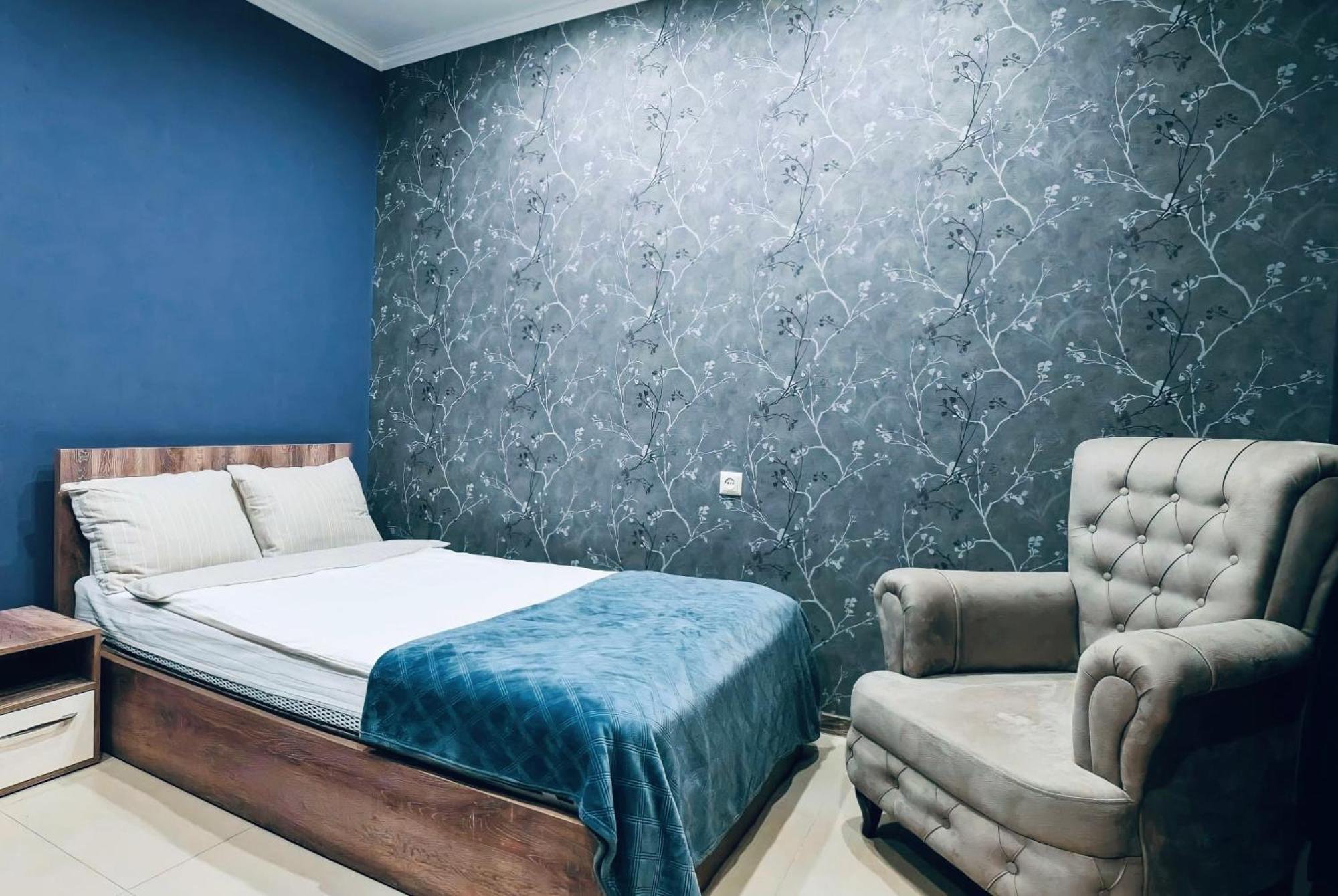 7 Rooms Hotel Tserovani Exterior photo