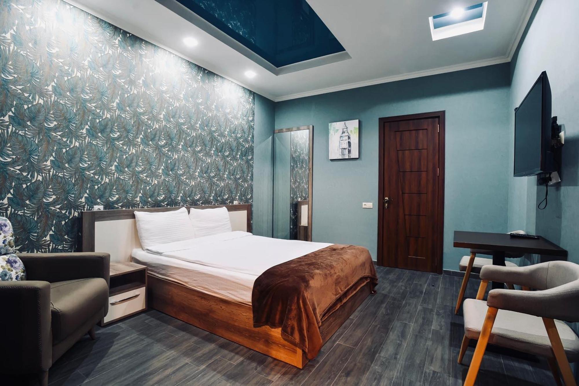 7 Rooms Hotel Tserovani Exterior photo